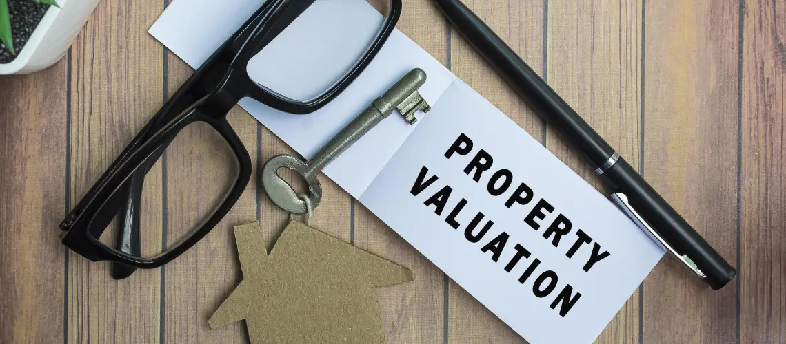 A property valuer assessing a house in Brisbane for market valuation